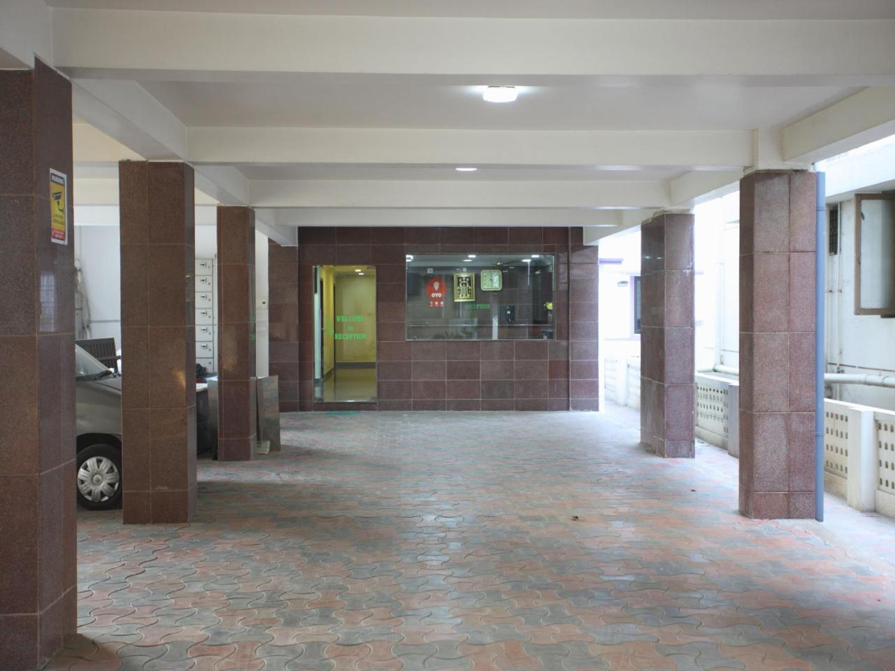 Hotel Oyo 10465 Koyambedu Chennai Exterior foto
